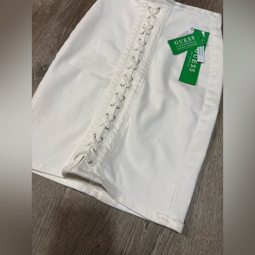 GUESS Cecilia White Lace-Up Denim Pencil Skirt | NWT | XS 2 - Picture 3 of 6